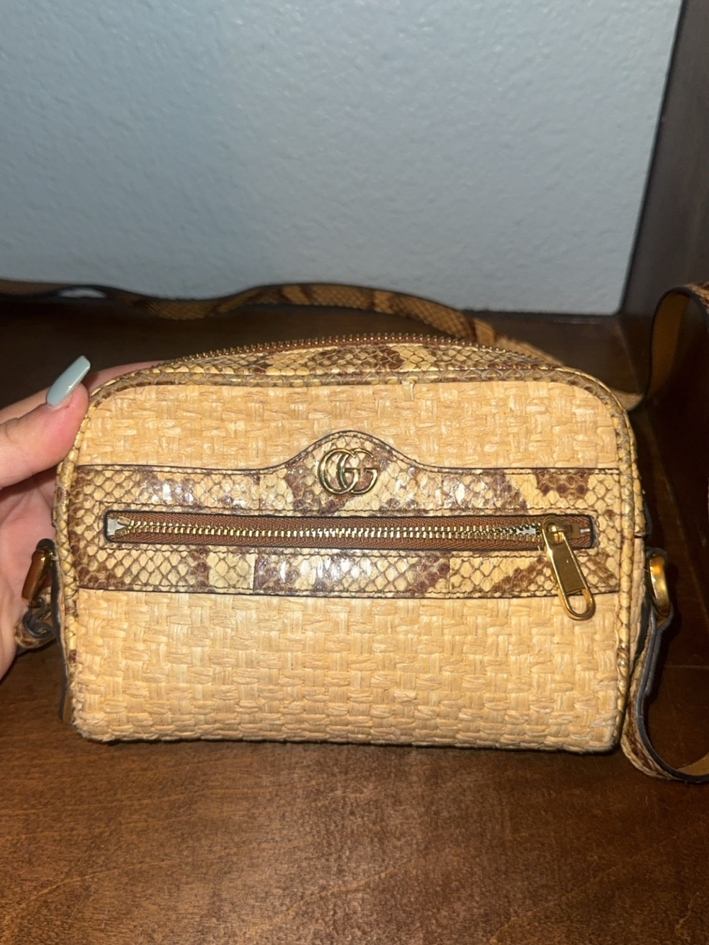 Gucci Raffia and Snake-Print Crossbody Bag - Tan